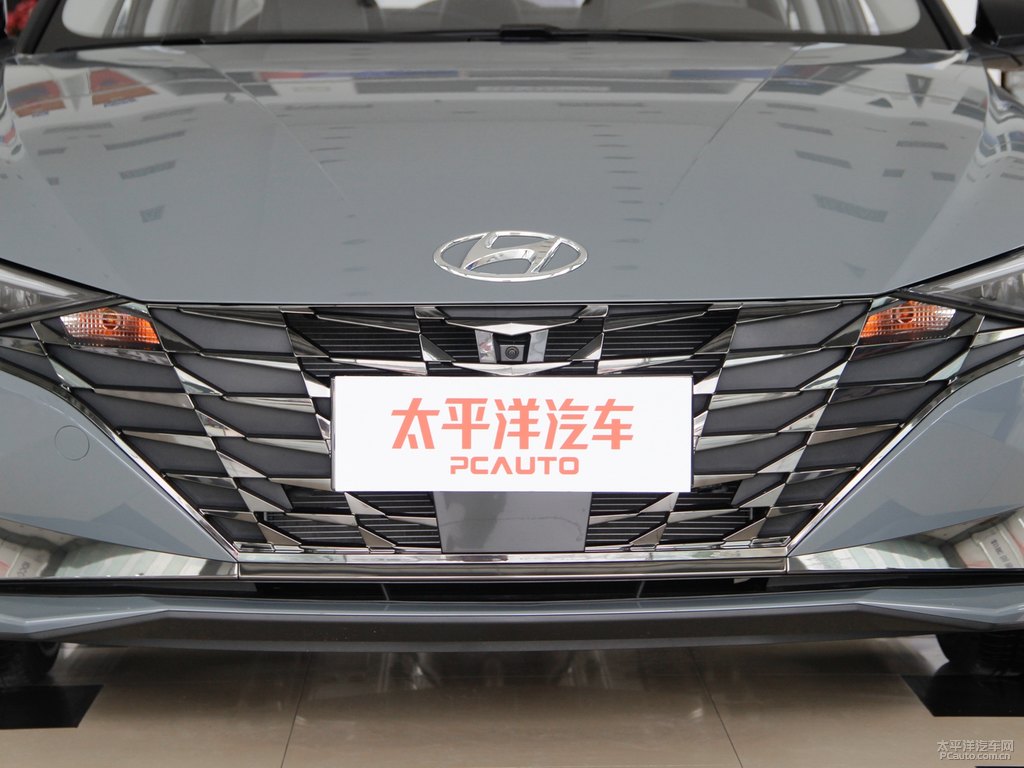 太空灰伊蘭特車頭外觀圖片