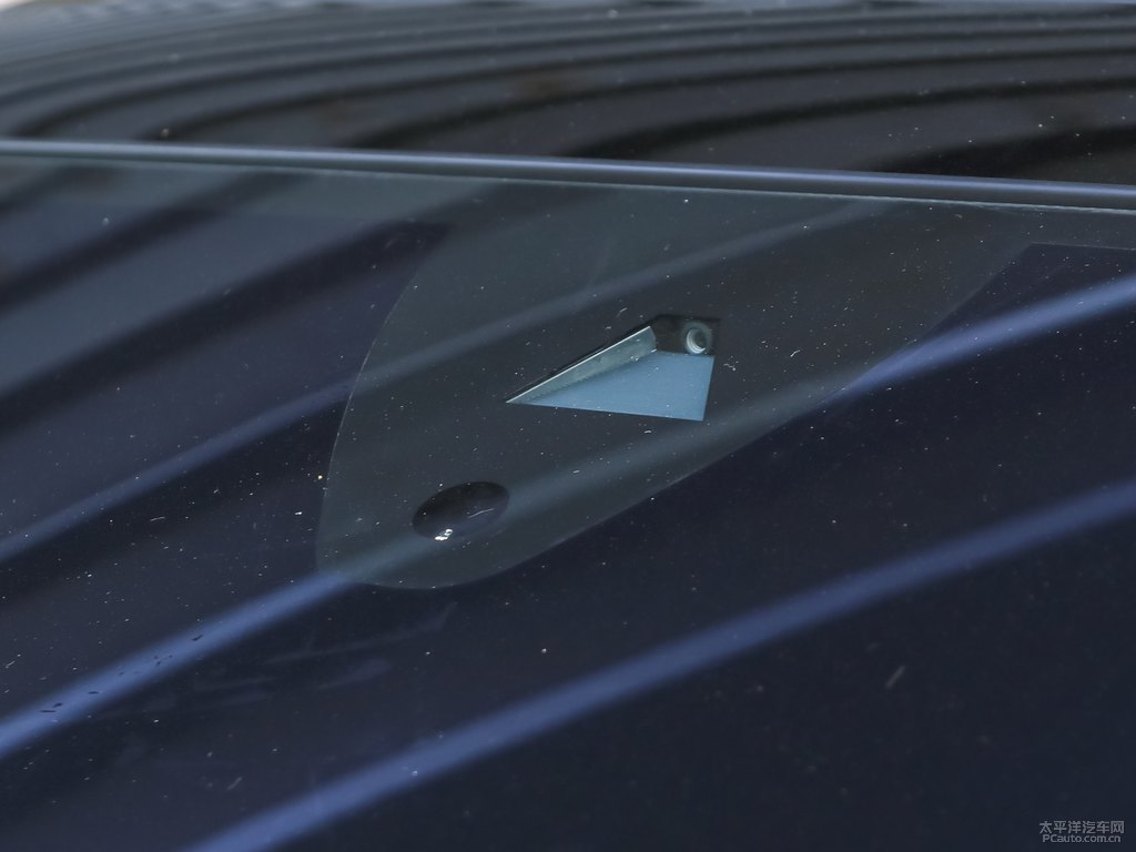 瑪雅金高爾夫車(chē)身外觀(guān)圖片