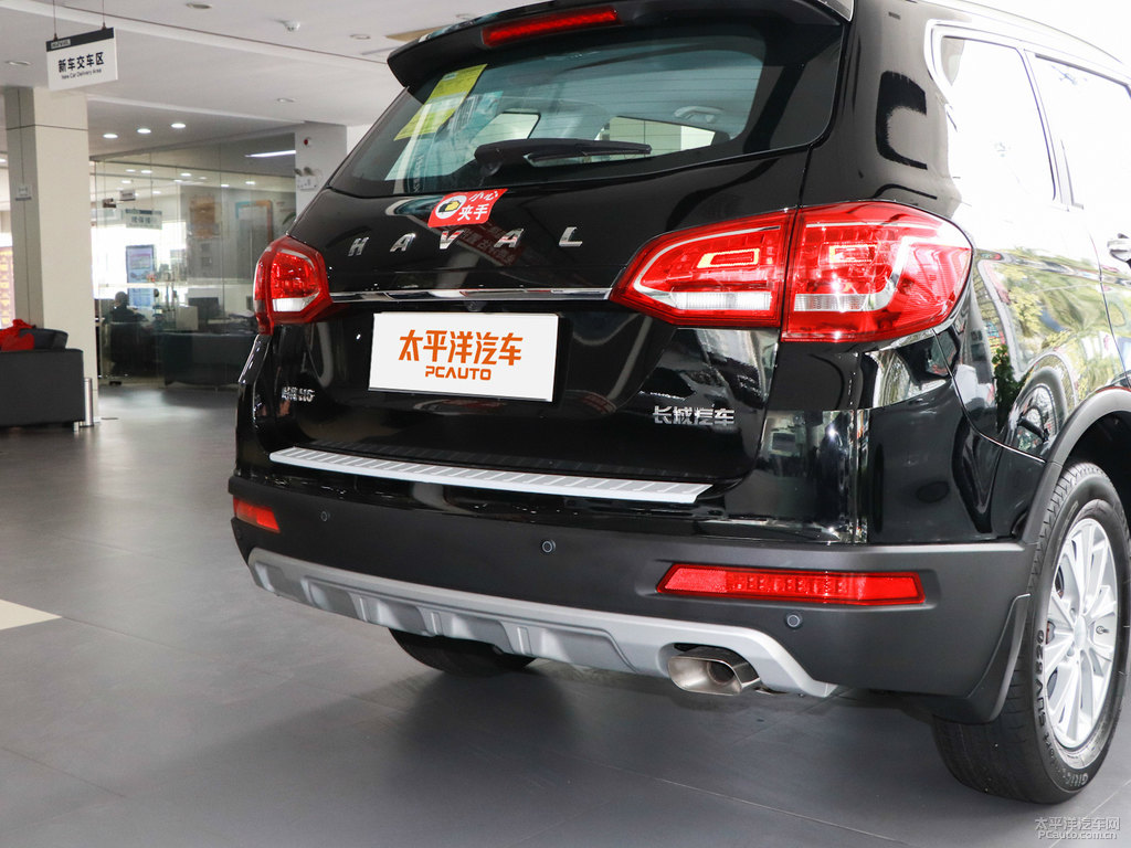經(jīng)典黑哈弗H6車尾外觀圖片