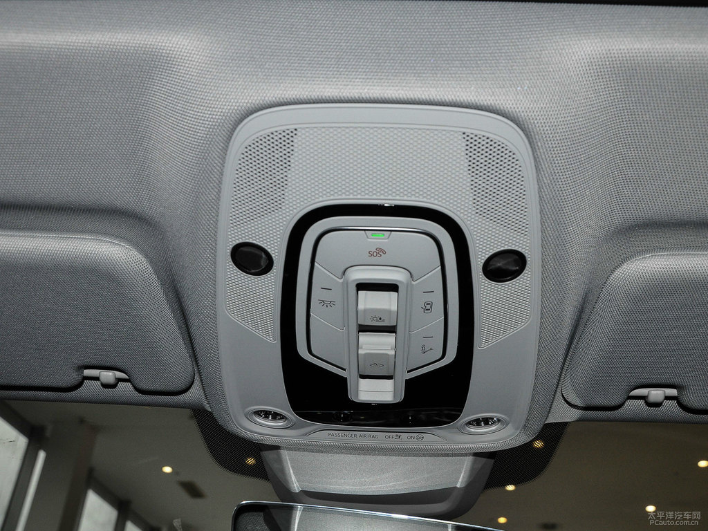 納瓦拉藍(lán)奧迪A6(進(jìn)口)車廂內(nèi)飾圖片