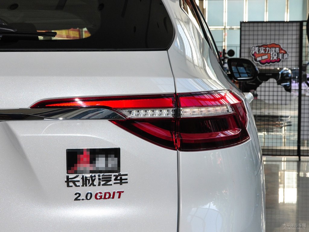 銀河白哈弗F7車尾外觀圖片
