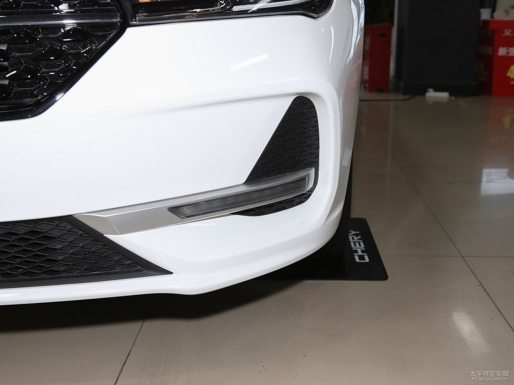 皓月白艾瑞澤5車頭外觀圖片