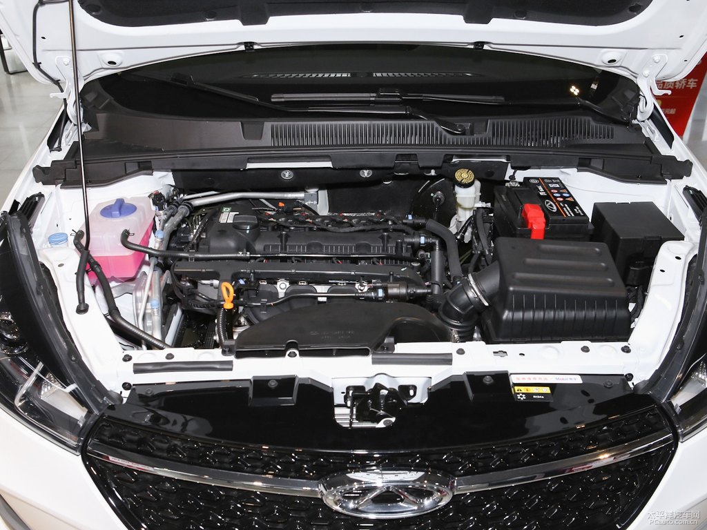 皓月白艾瑞澤5整車外觀外觀圖片