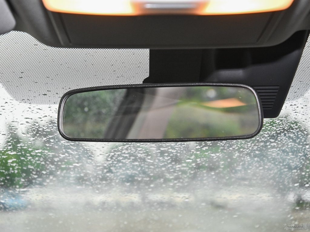 珠光白天籟車廂內(nèi)飾圖片
