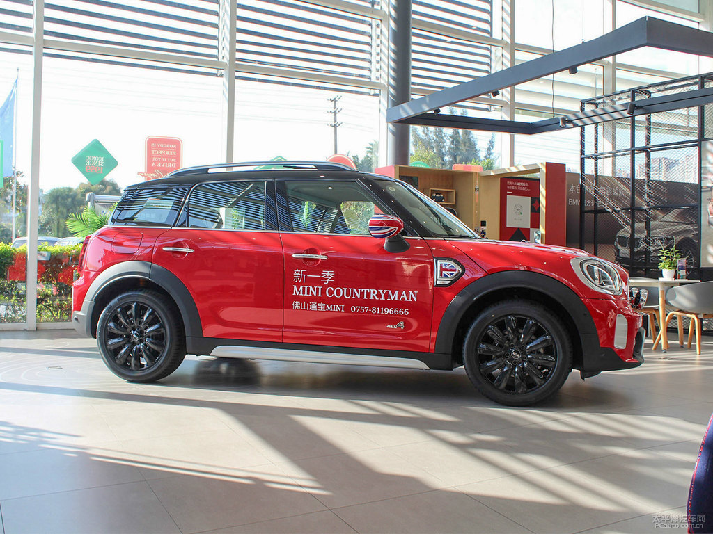 ɫ+tMINI COUNTRYMAN܇(ch)^(gun)^(gun)DƬ
