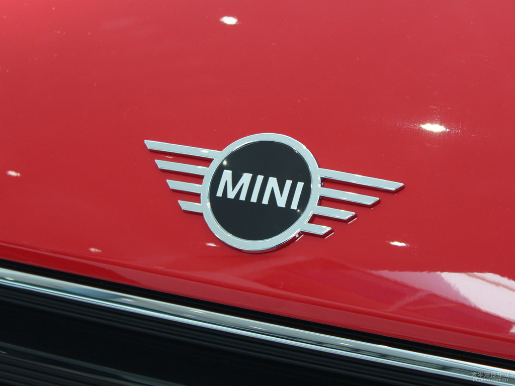 ɫ+tMINI COUNTRYMAN܇^^DƬ