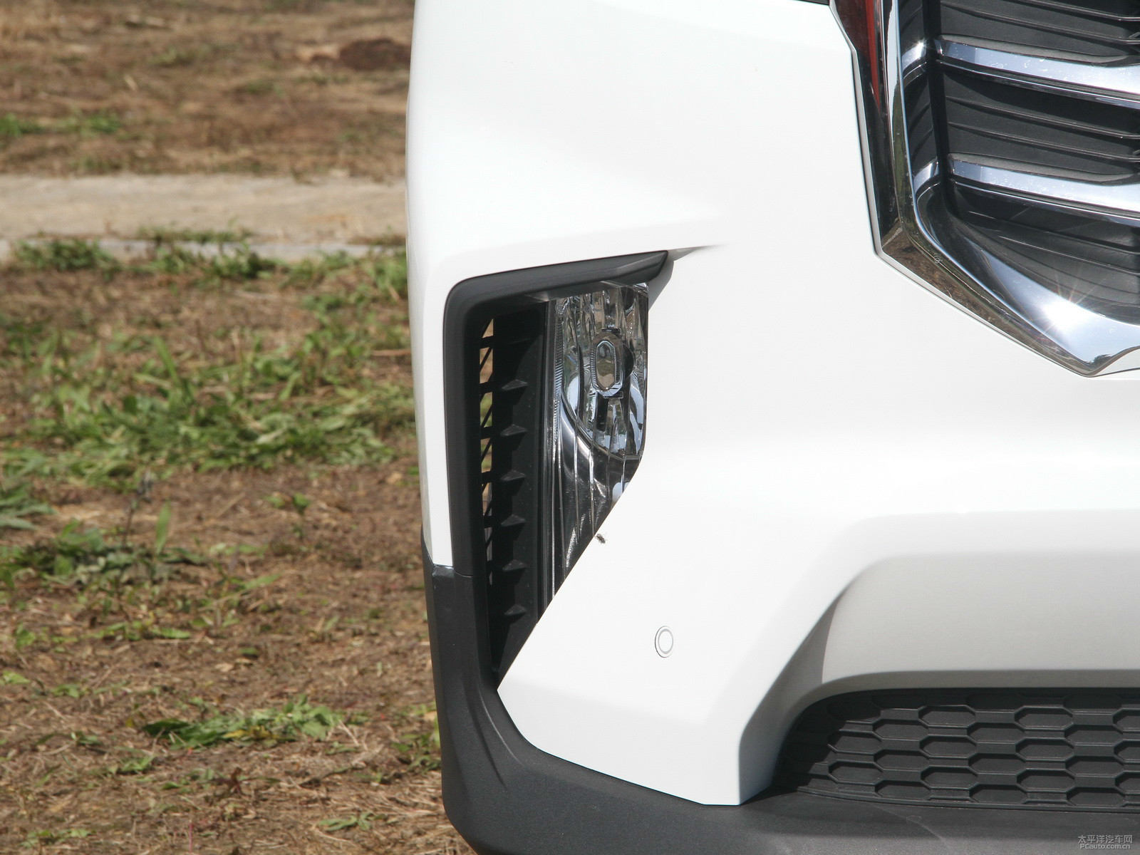上汽大通MAXUS V90房車外觀高清大圖
