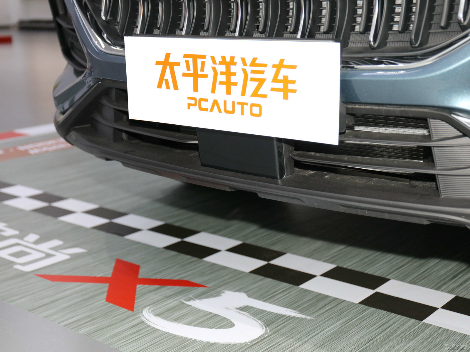長(zhǎng)安歐尚X5外觀高清大圖