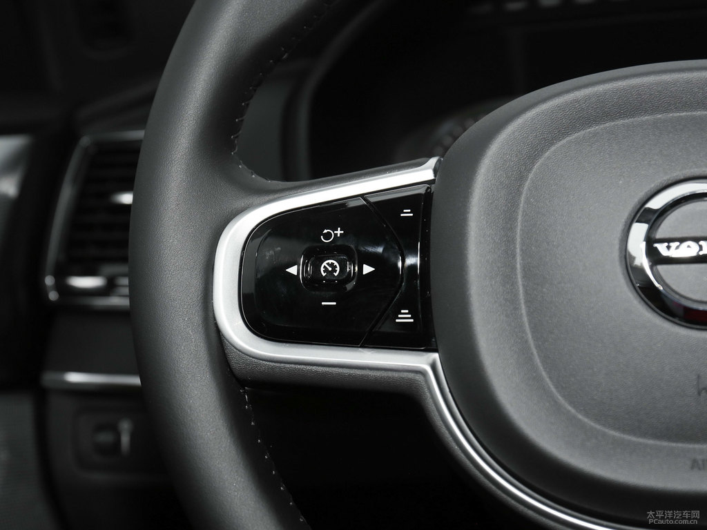 水晶白沃爾沃XC90中控內(nèi)飾圖片
