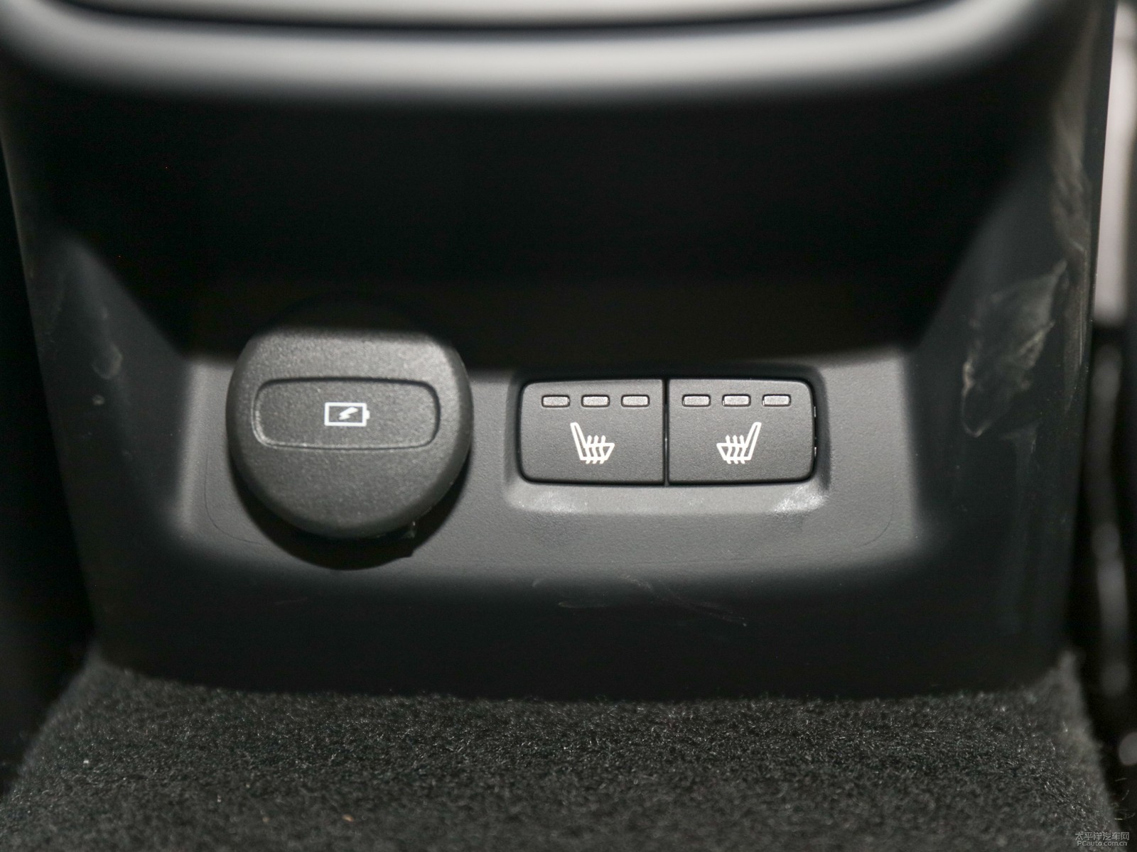 Polestar 2內飾高清大圖
