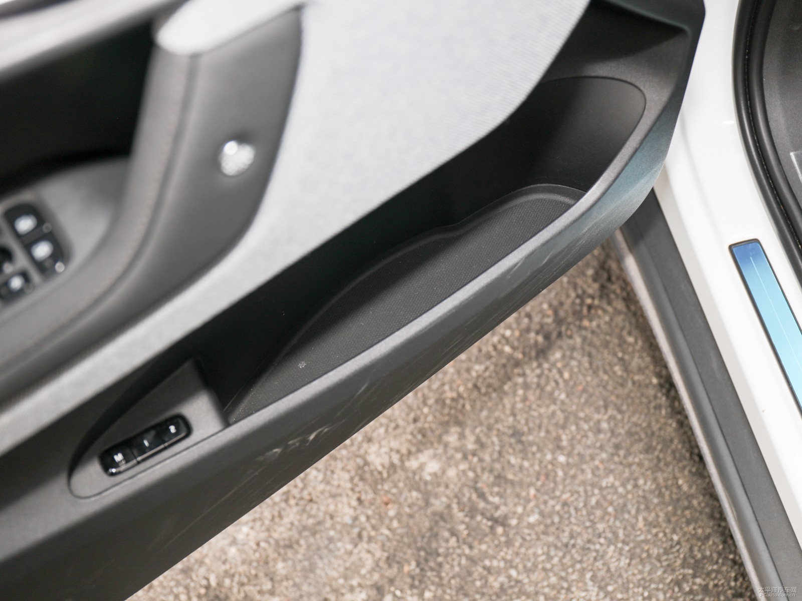 Polestar 2空間高清大圖