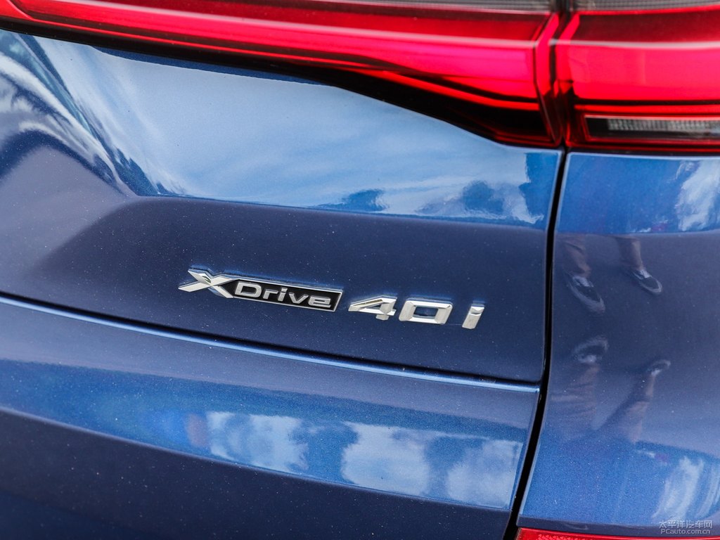 量子藍(lán)寶馬X5(進(jìn)口)車尾外觀圖片