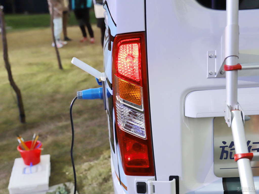 ͨMAXUS V80܇܇β^DƬ