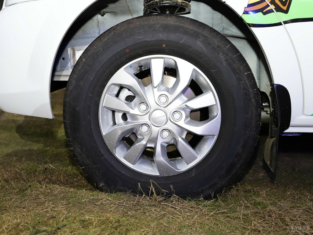 ͨMAXUS V80܇܇^DƬ
