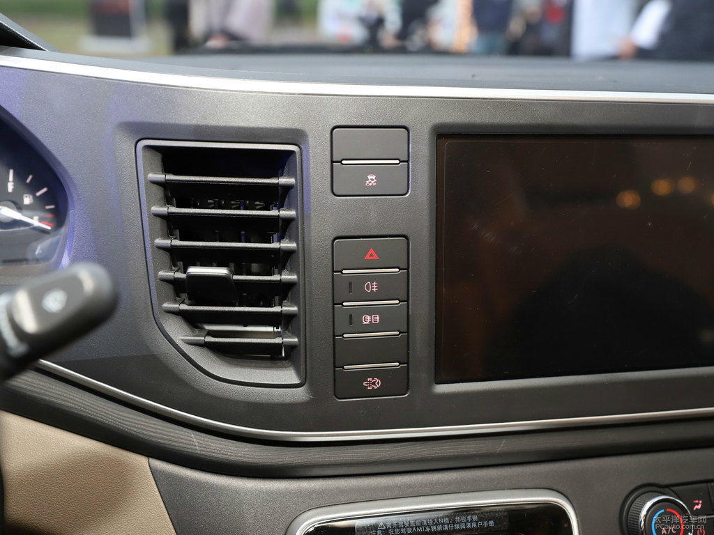 ͨMAXUS V80܇п؃(ni)DƬ