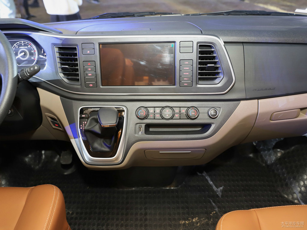 ͨMAXUS V80܇п؃(ni)DƬ