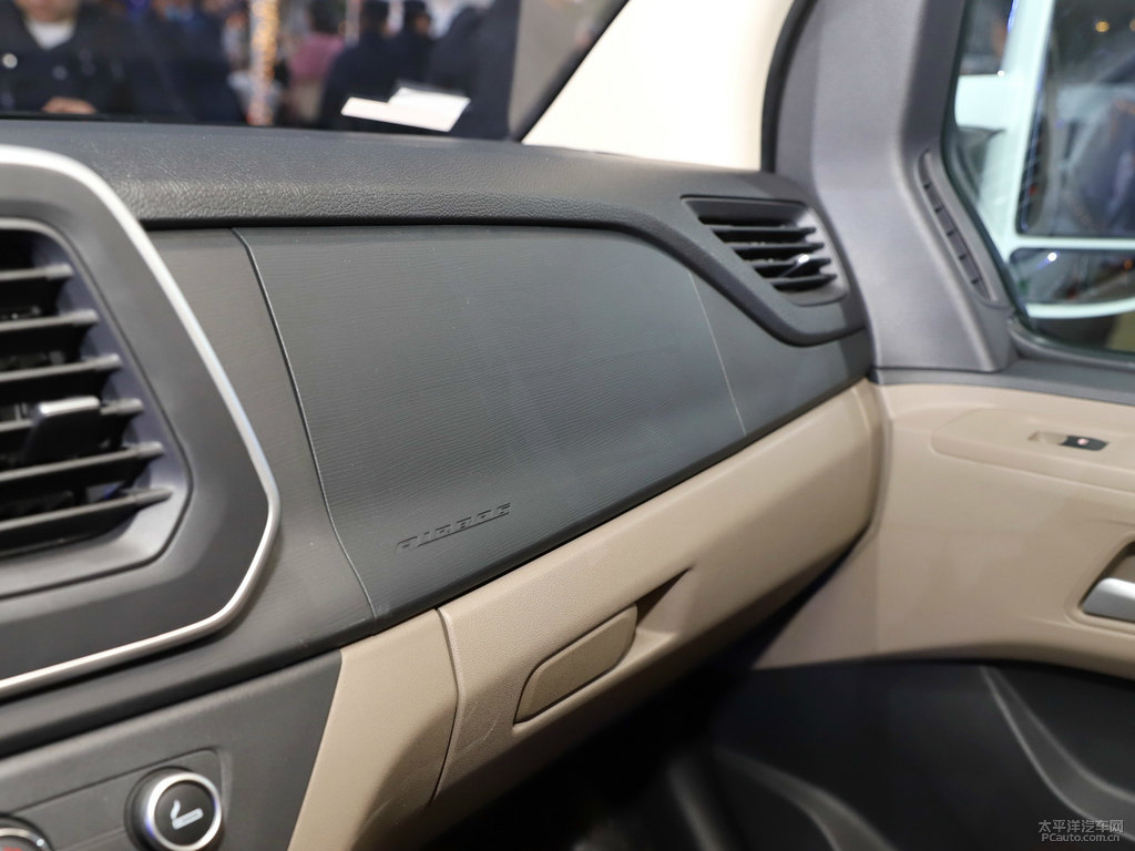 ͨMAXUS V80܇п؃(ni)DƬ
