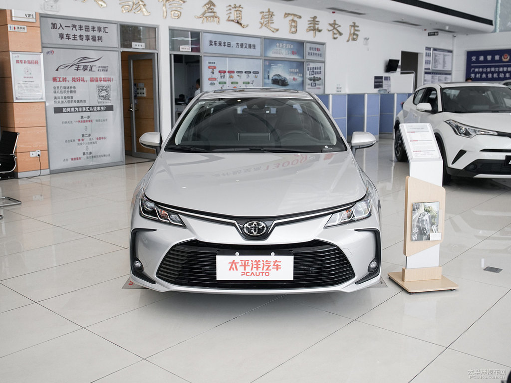 銀色卡羅拉整車外觀外觀圖片