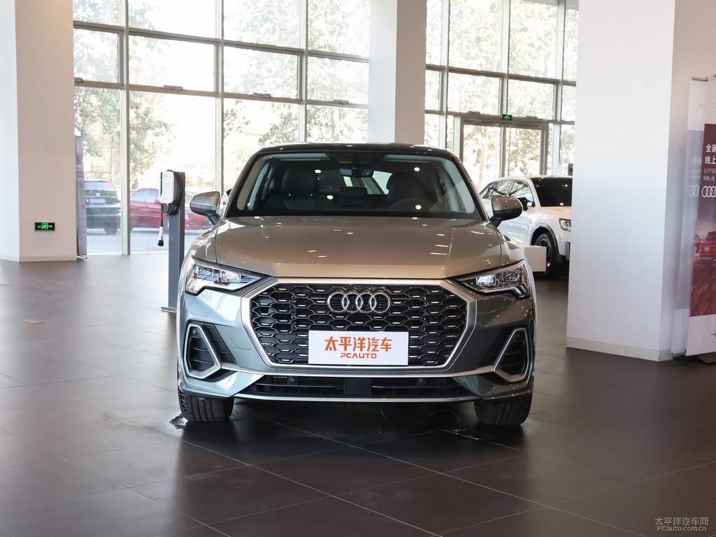 鱷魚綠奧迪Q3 Sportback整車外觀外觀圖片