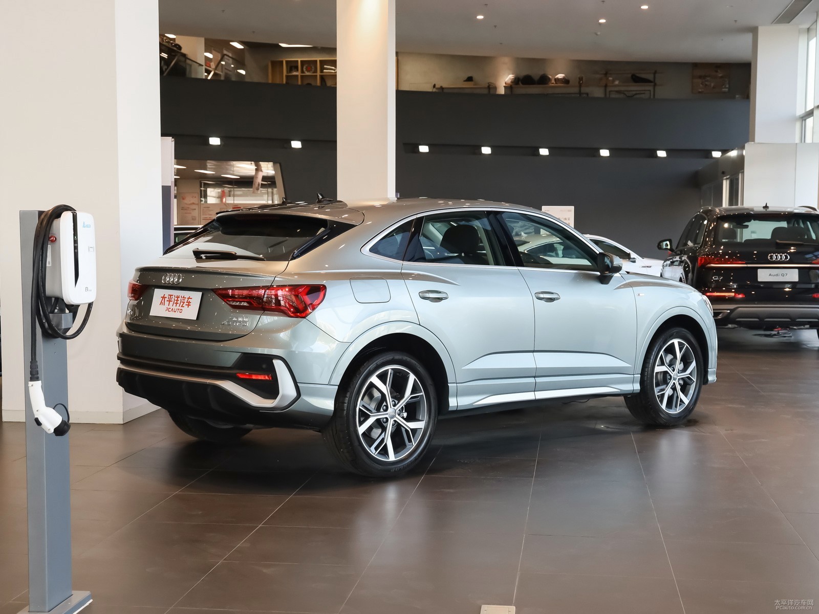奧迪Q3 Sportback外觀高清大圖