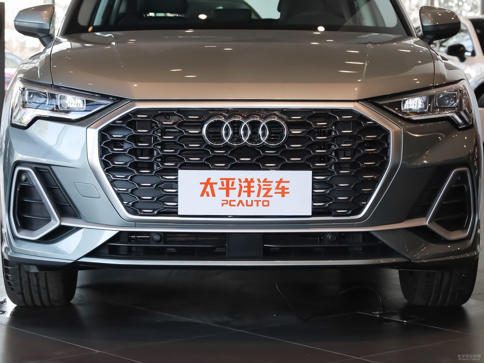奧迪Q3 Sportback外觀高清大圖