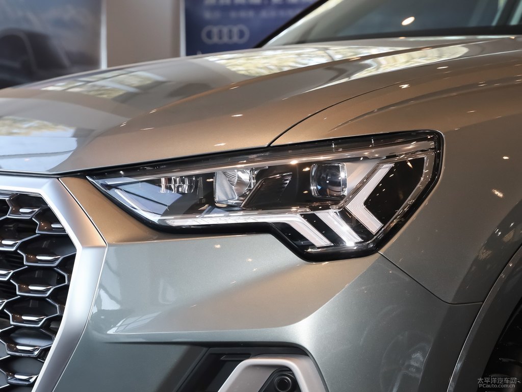 {~GWQ3 Sportback܇^^DƬ
