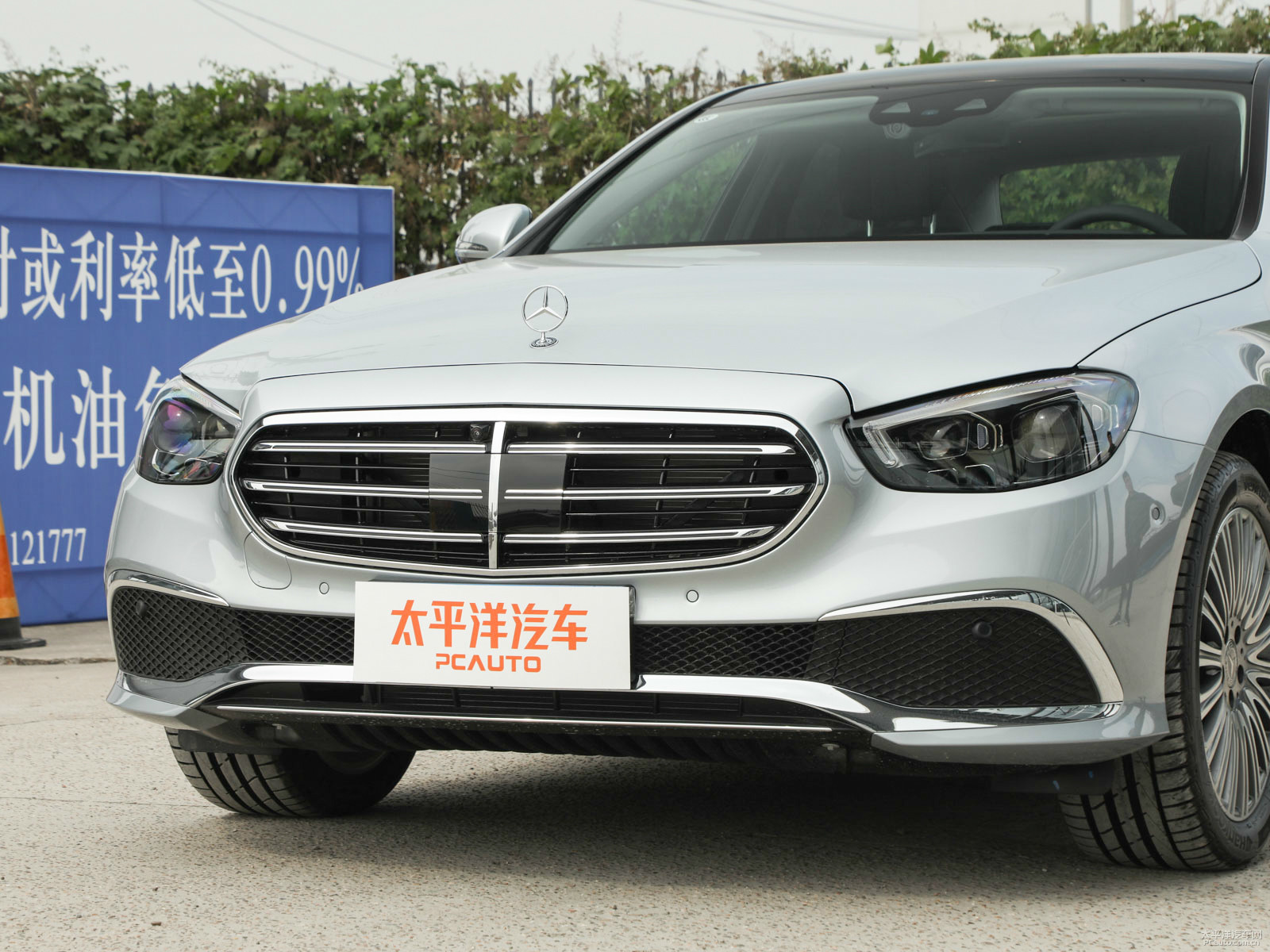 奔馳E級(jí)外觀高清大圖