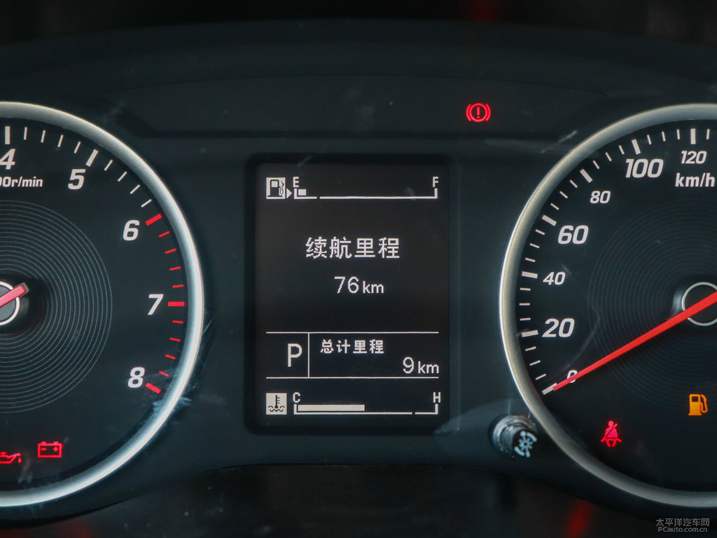 果糖白寶駿730中控內(nèi)飾圖片