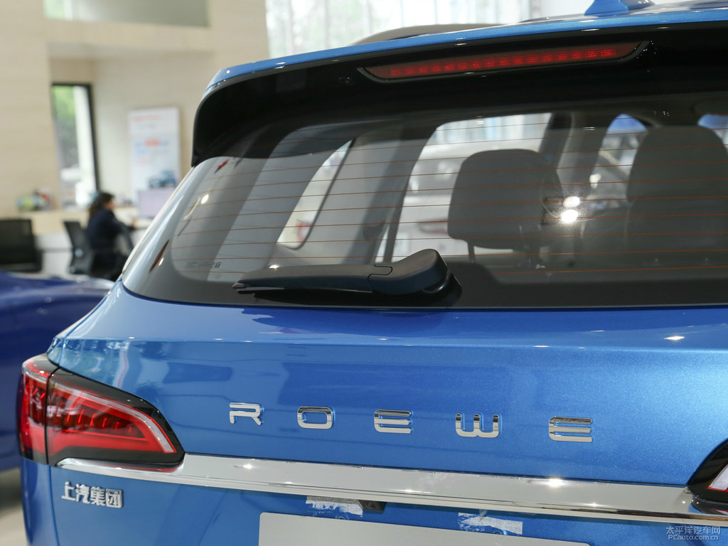 極智藍(lán)榮威RX5 MAX車(chē)尾外觀(guān)圖片