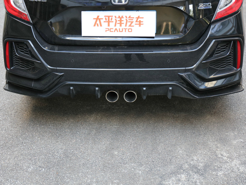 彩晶黑思域車尾外觀圖片