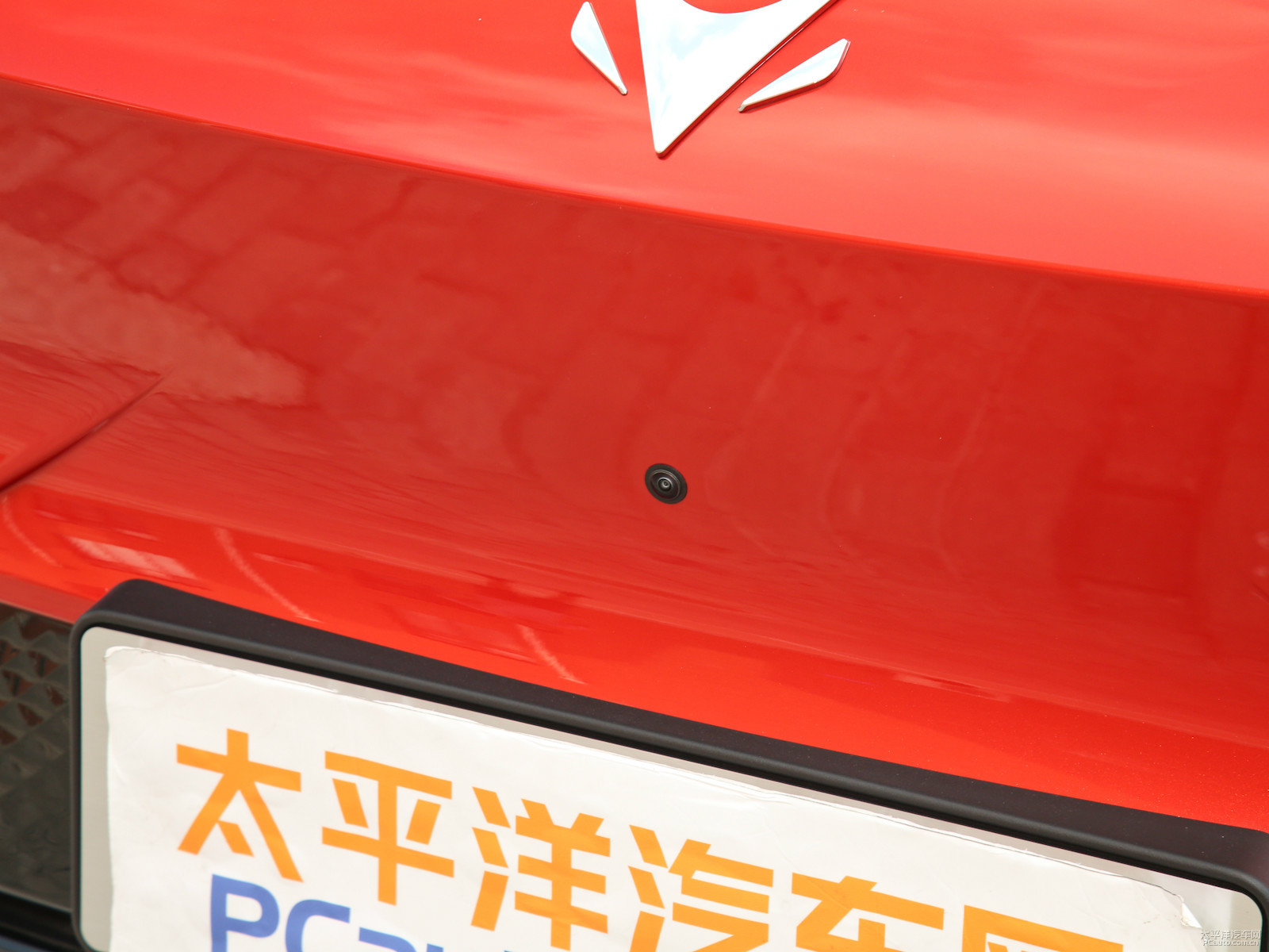 極狐 阿爾法T(ARCFOX αT)外觀高清大圖