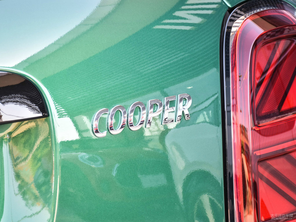 ɫ+ӢGMINI COUNTRYMAN܇β^DƬ