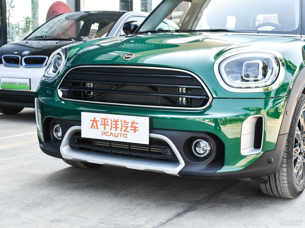 ɫ+ӢGMINI COUNTRYMAN܇^^DƬ