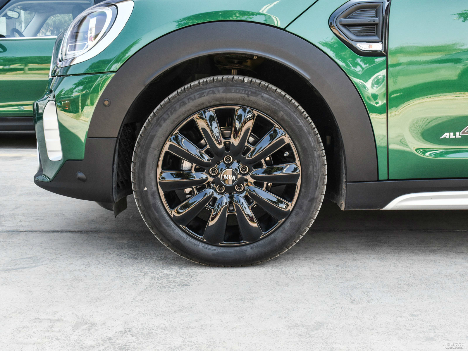 MINI COUNTRYMAN外觀高清大圖