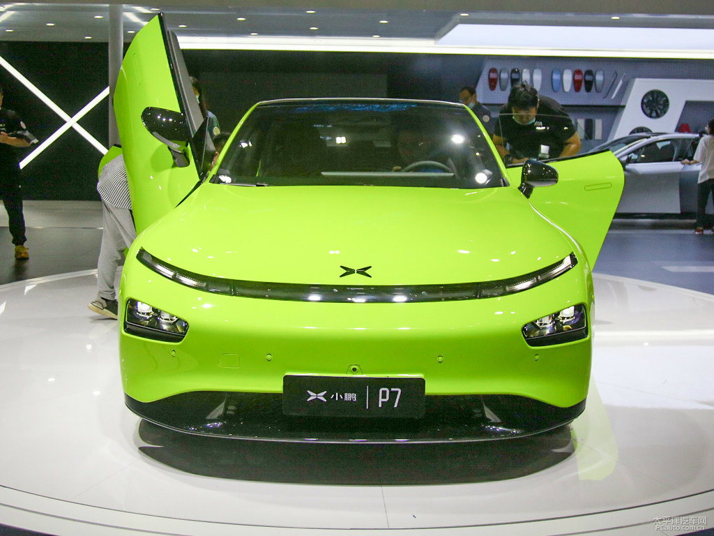 小鵬P7圖片