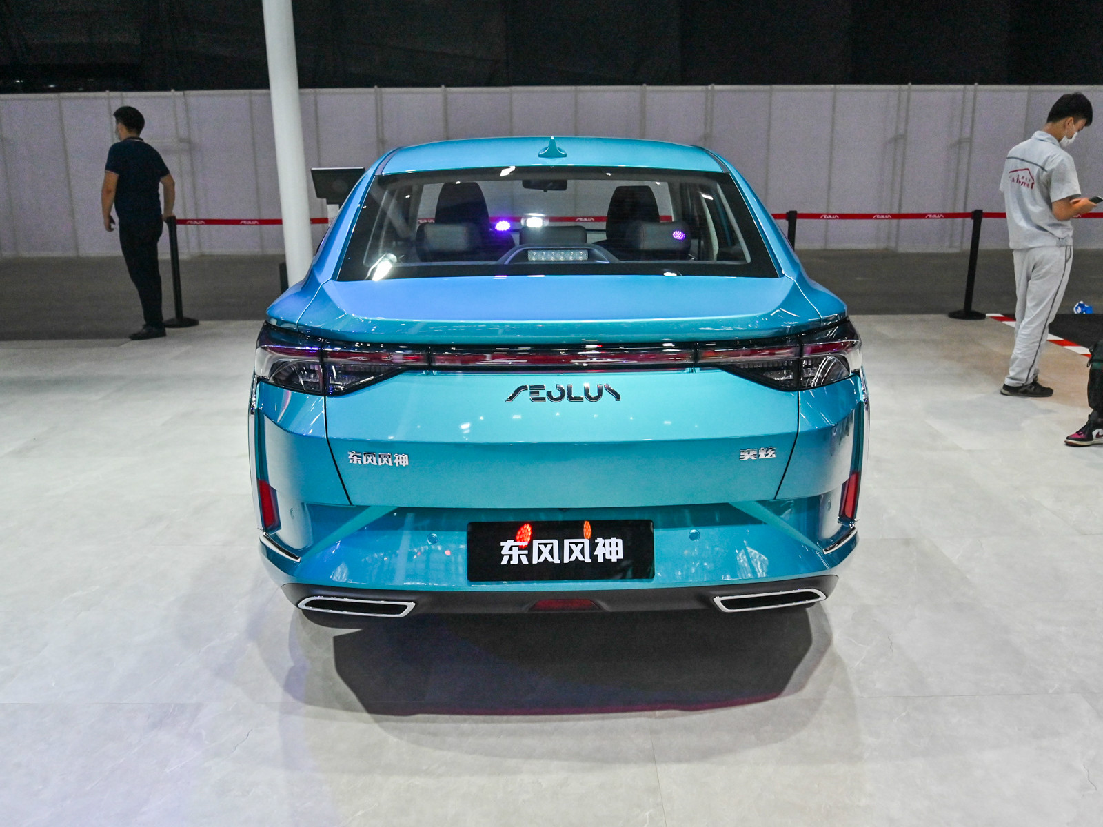 奕炫車(chē)展高清大圖