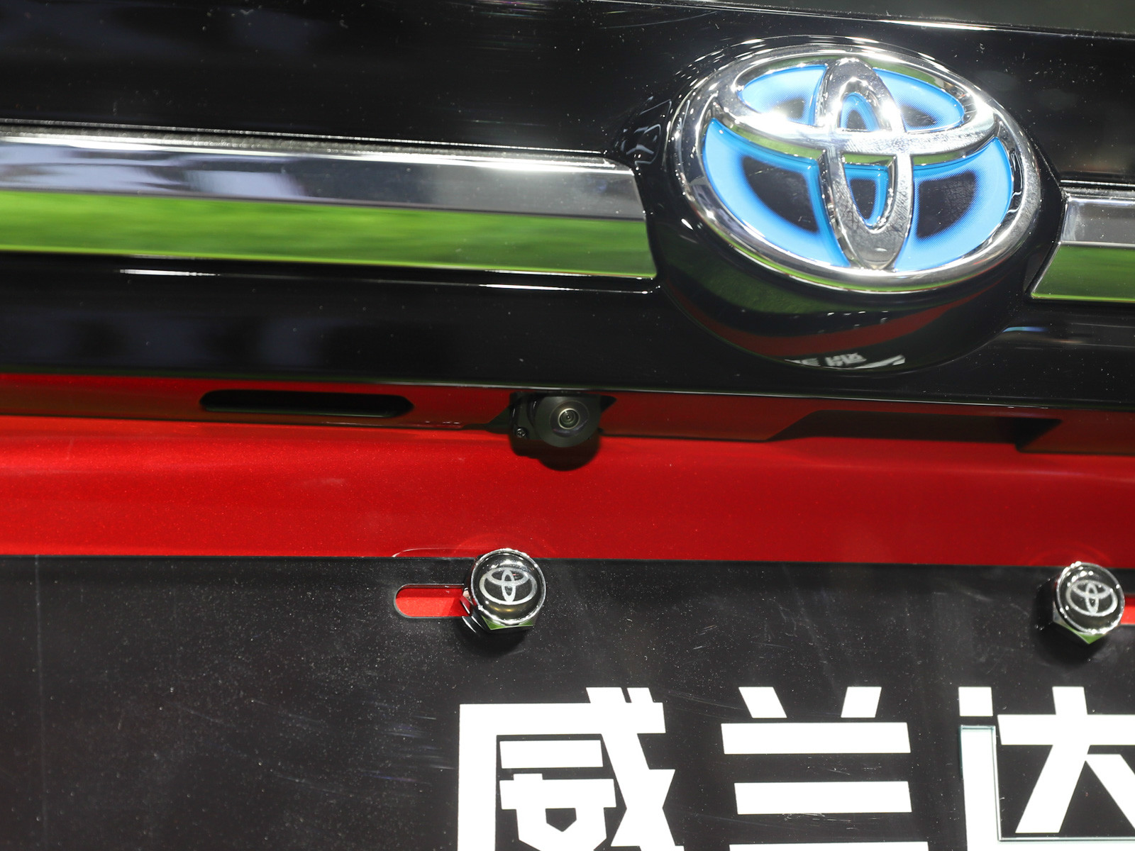 威蘭達(dá)新能源車展高清大圖