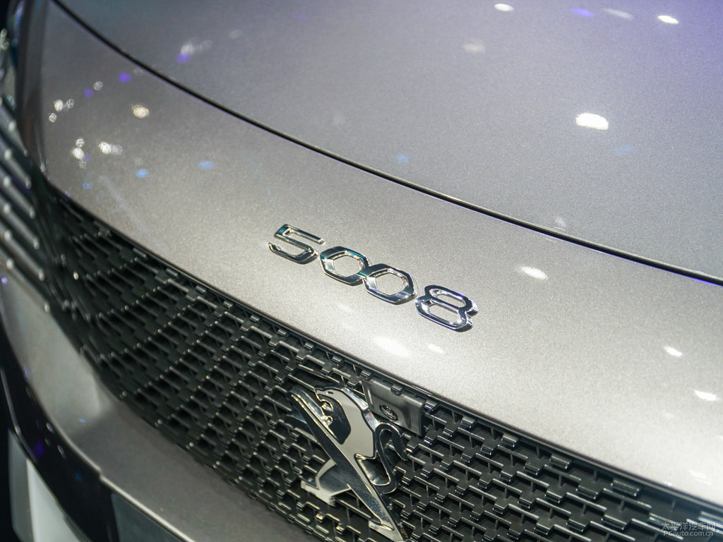 標(biāo)致5008圖片