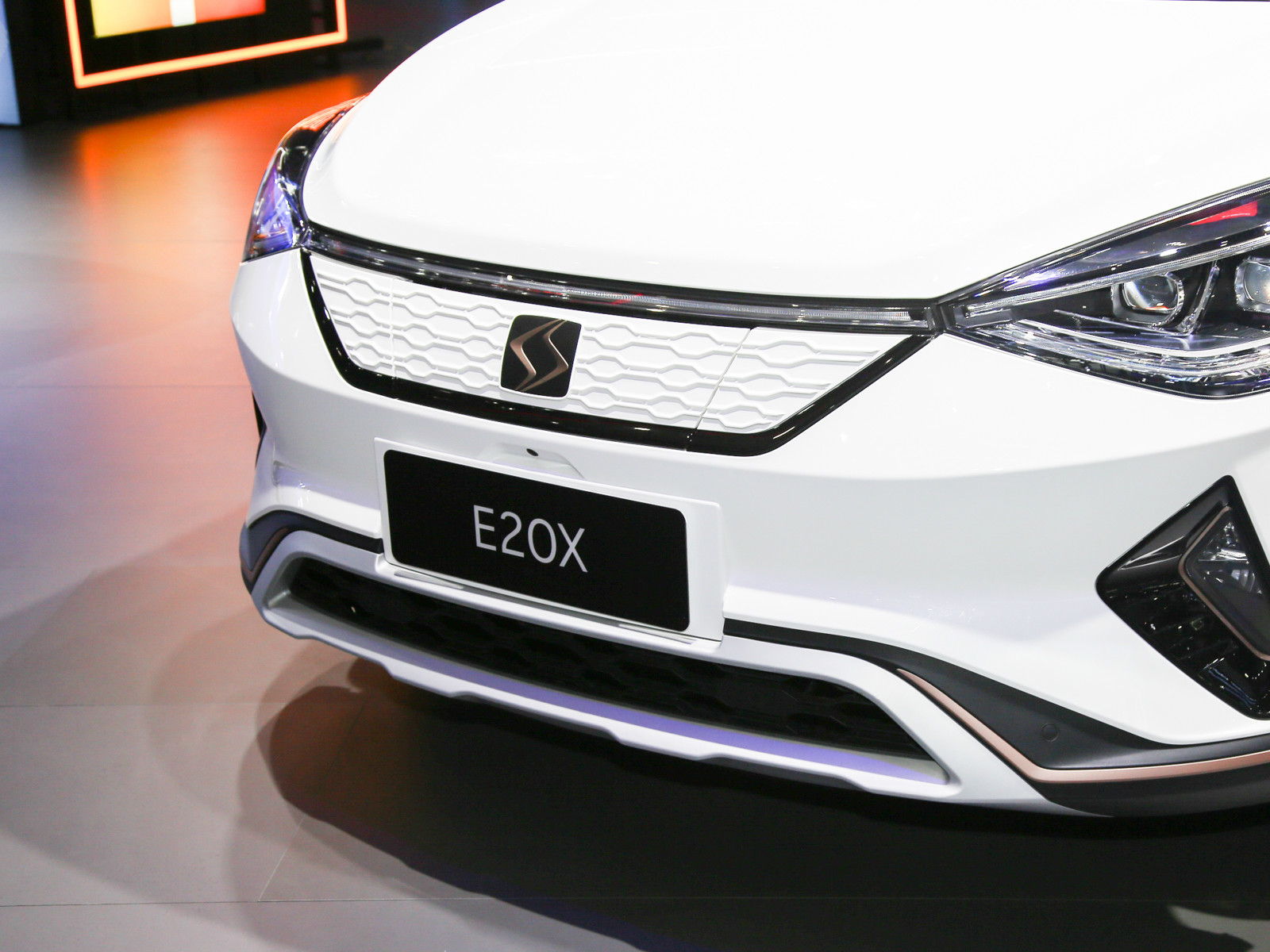 思皓E20X車展高清大圖