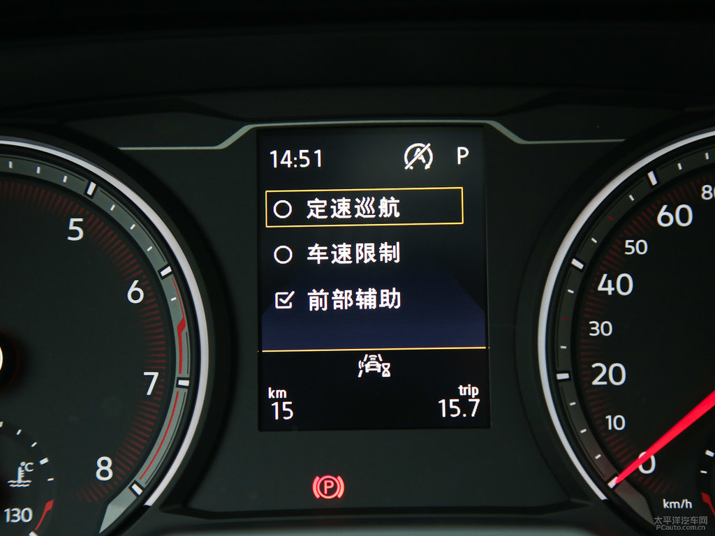 探岳中控內(nèi)飾圖片