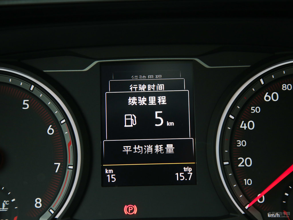 探岳中控內(nèi)飾圖片
