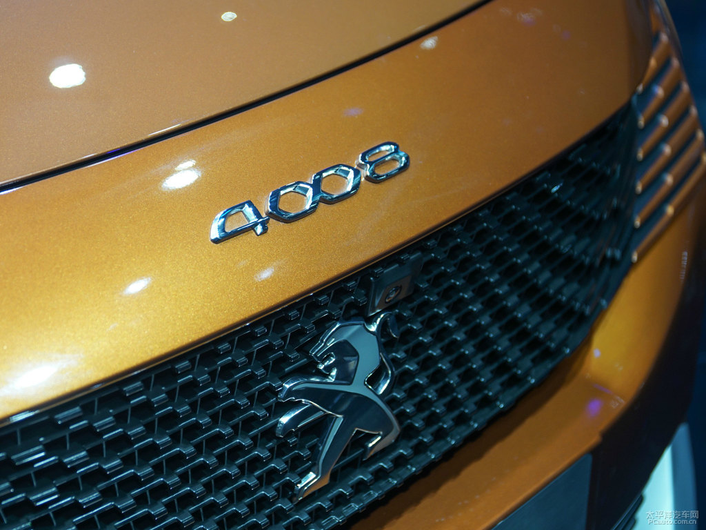 金沙銅標致4008車頭外觀圖片