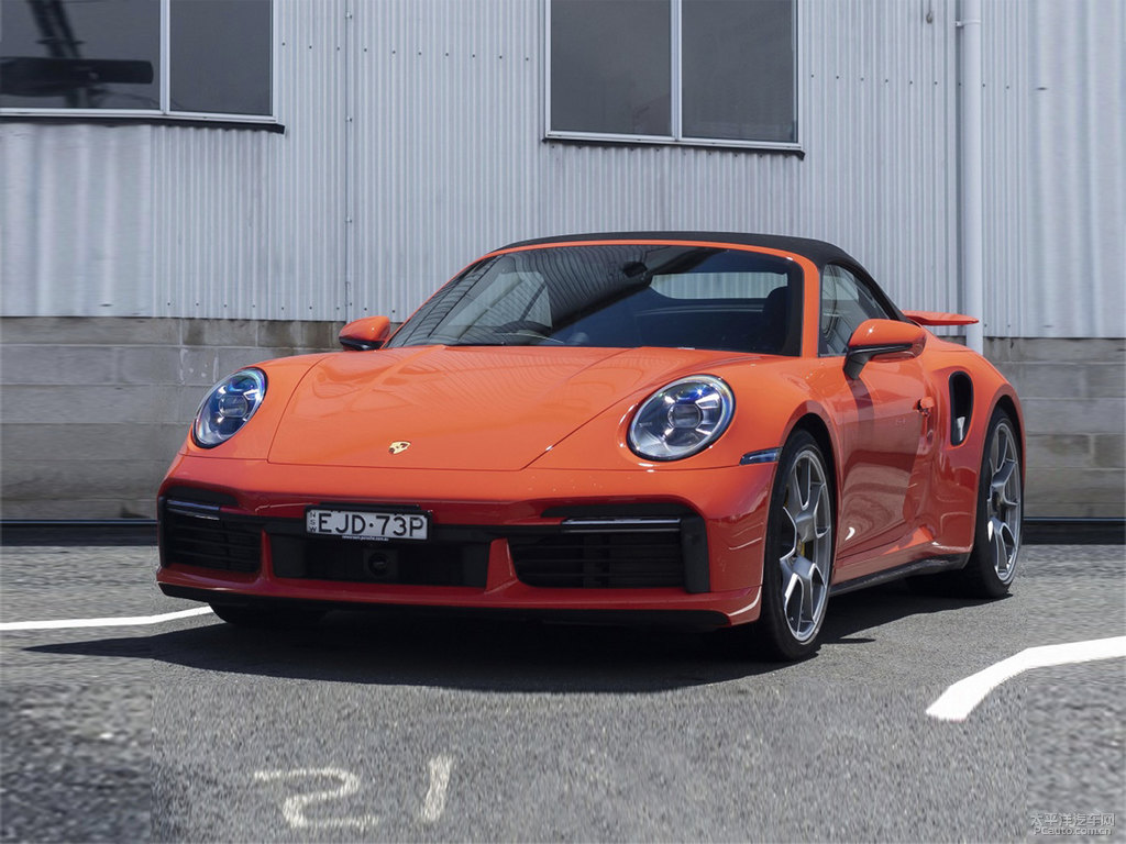 熔巖橙保時(shí)捷911整車外觀外觀圖片