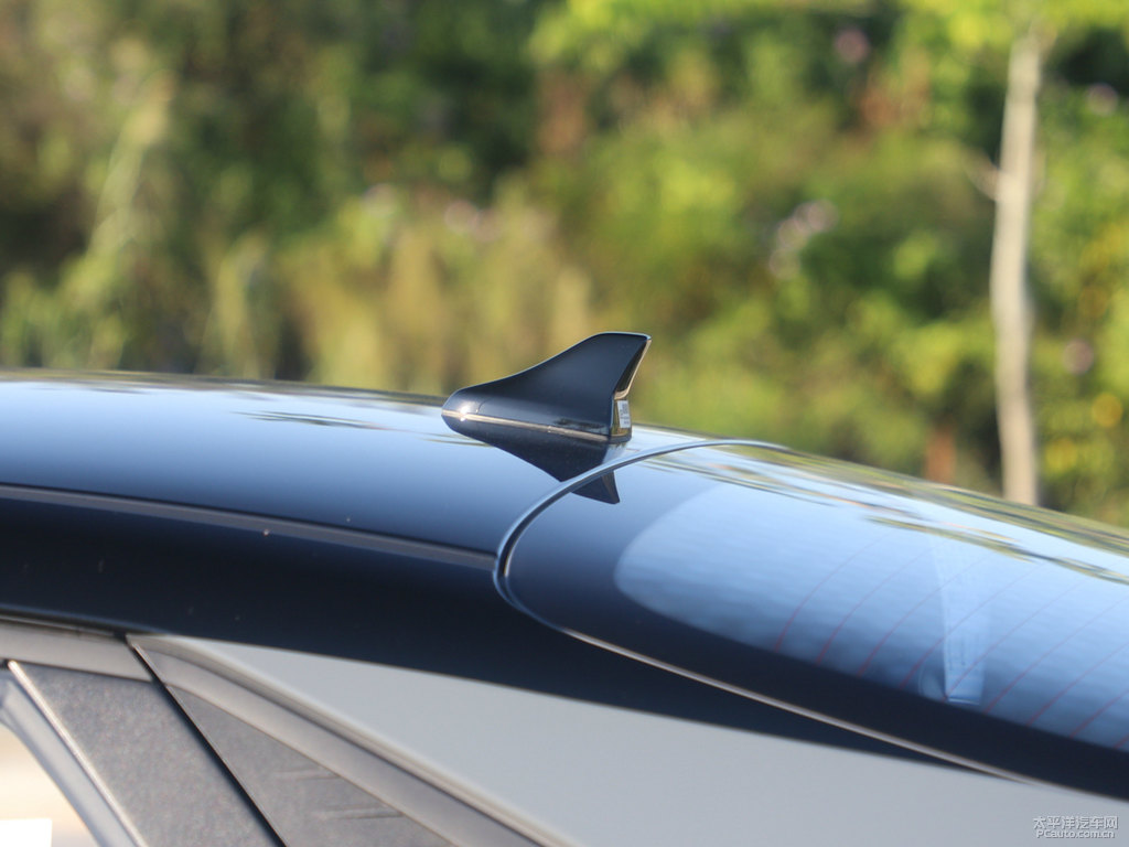 太空灰伊蘭特車(chē)身外觀(guān)圖片