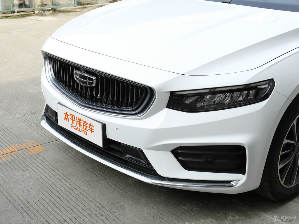 冰晶白星瑞車(chē)頭外觀(guān)圖片