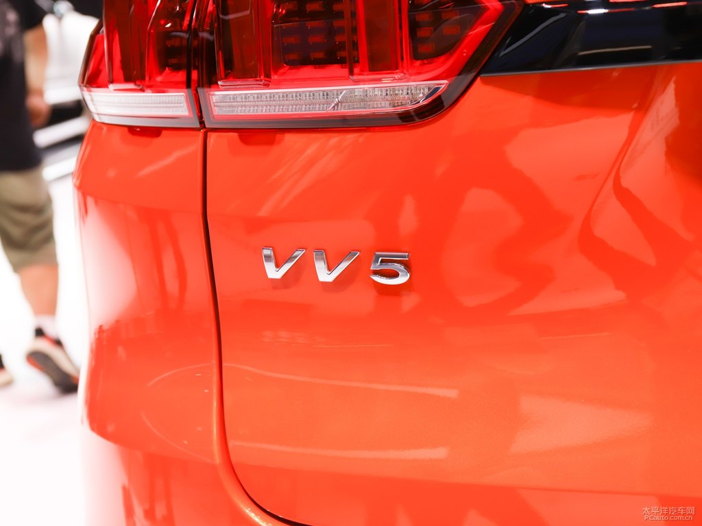 元?dú)獬任号?VV5車尾外觀圖片