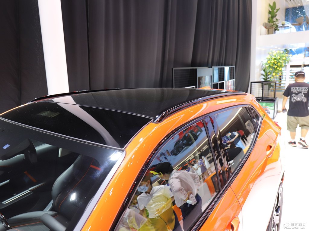 元?dú)獬任号?VV5車(chē)身外觀圖片