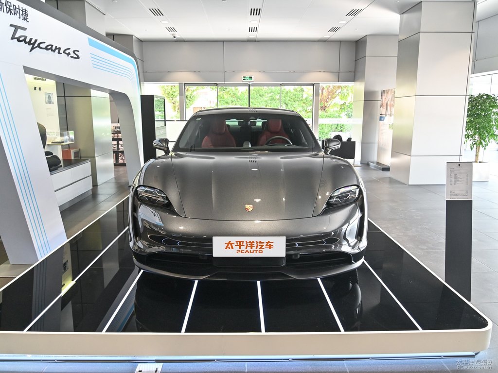 火山灰Taycan整車(chē)外觀外觀圖片