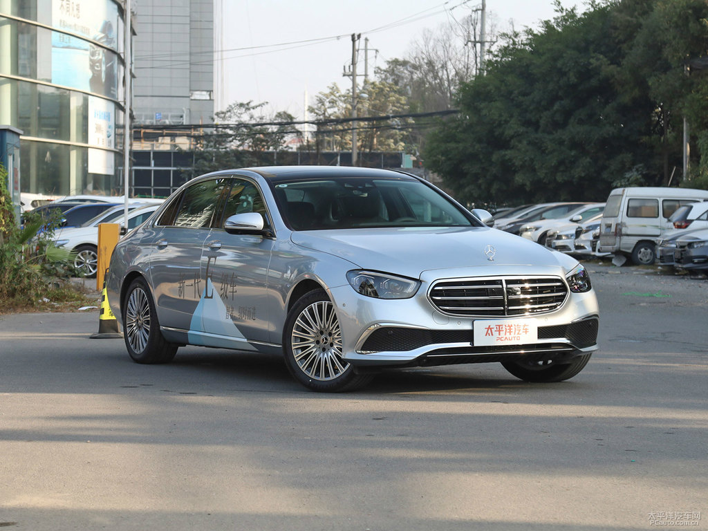 銥銀色奔馳E級(jí)整車外觀外觀圖片