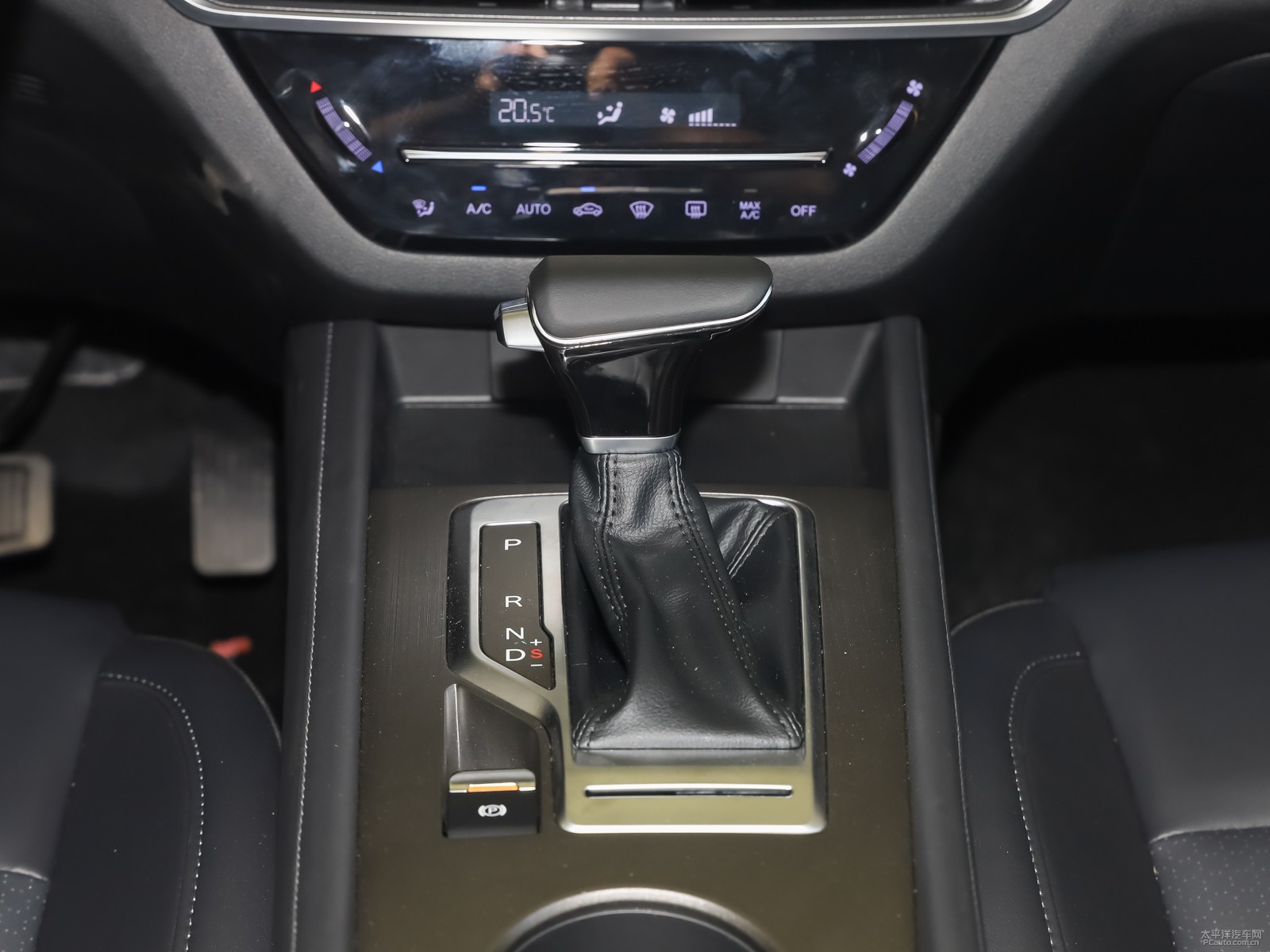 長(zhǎng)安CS35PLUS內(nèi)飾高清大圖